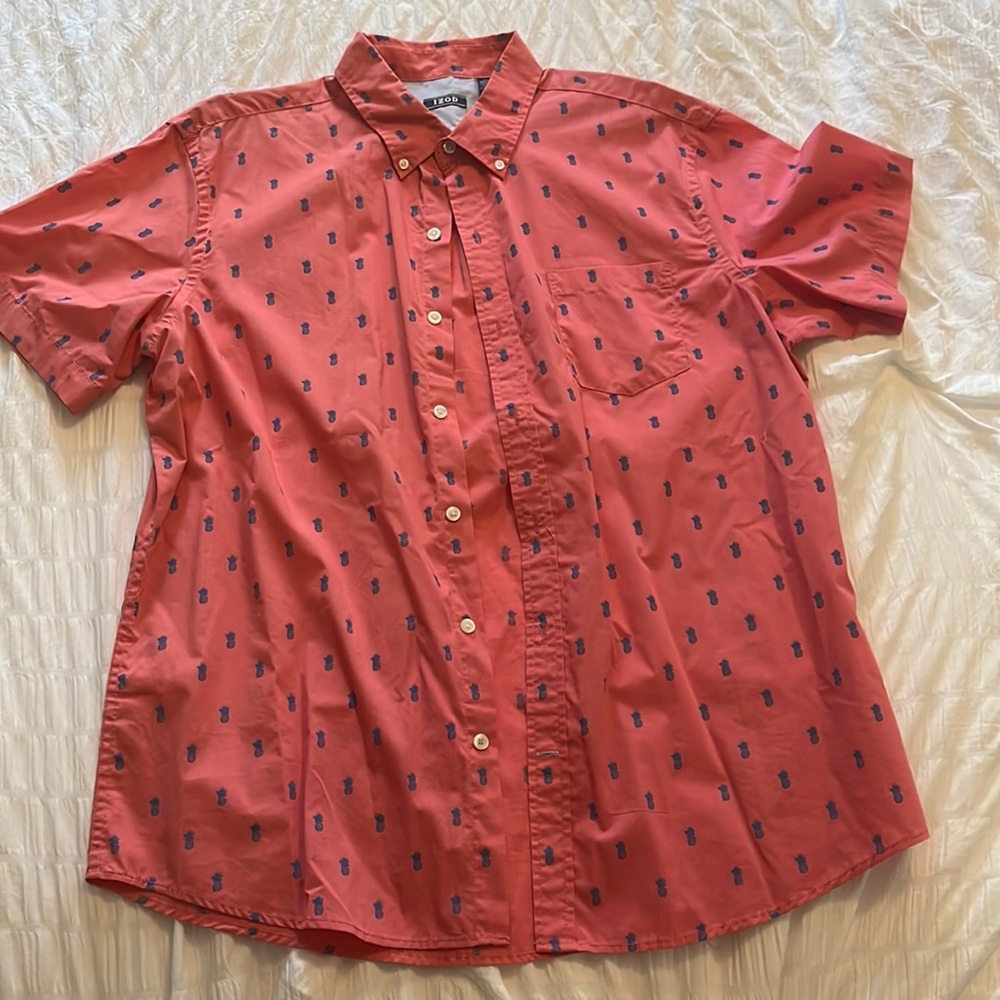 IZOD men’s XL short sleeve button down